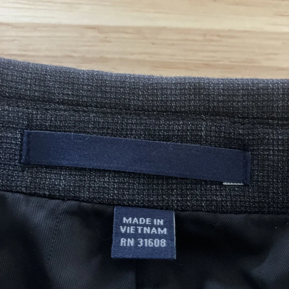 Jos A Bank Dark Gray Blazer Men's 46R Wool Spandex Blend 1905 Brrr Comfort